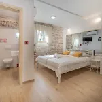 Studio 4Two -Old Town - Groundfloor